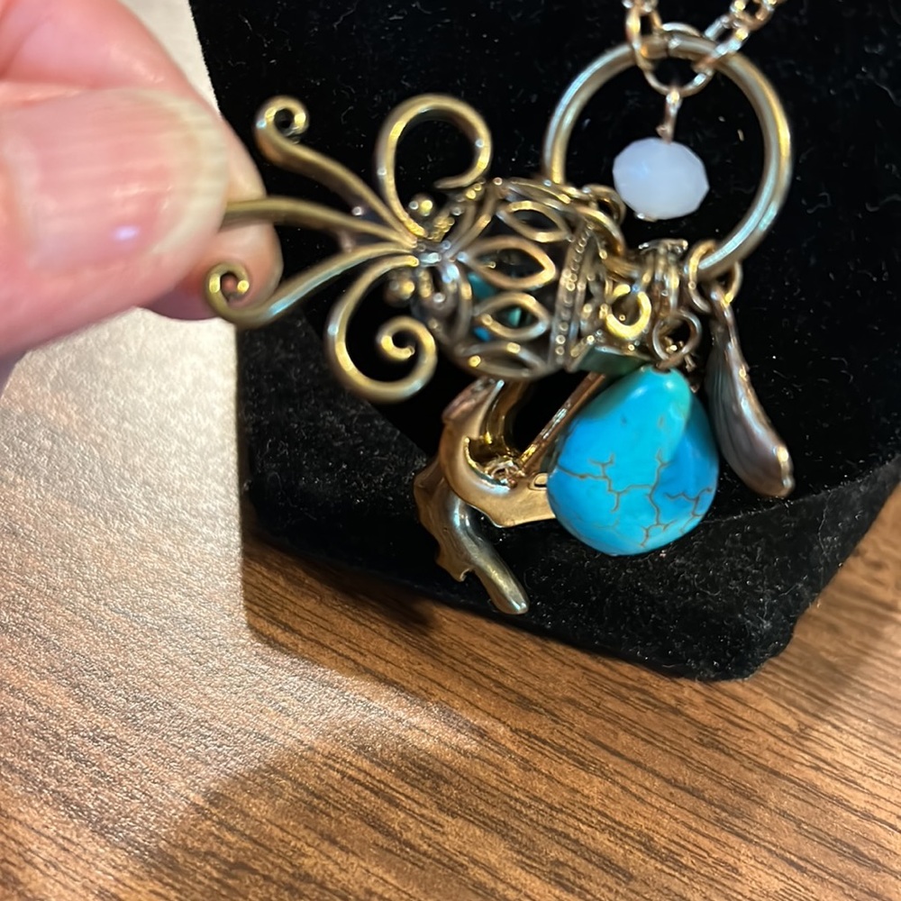 Necklace - Picture 3 of 7